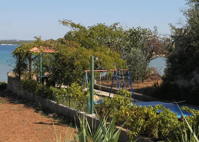 招待所 Double 8377c