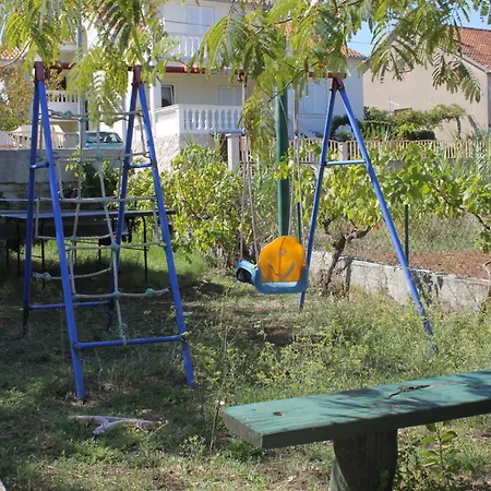 Double 8377c ゲストハウス ツコン